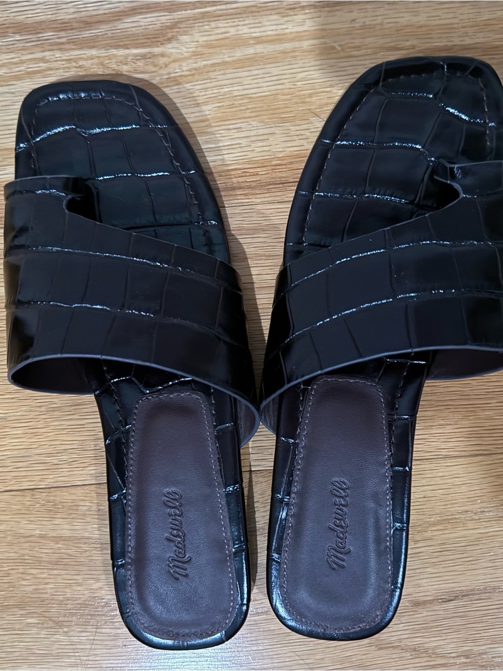 Madewell Women's Maycie Croc Embossed Slides